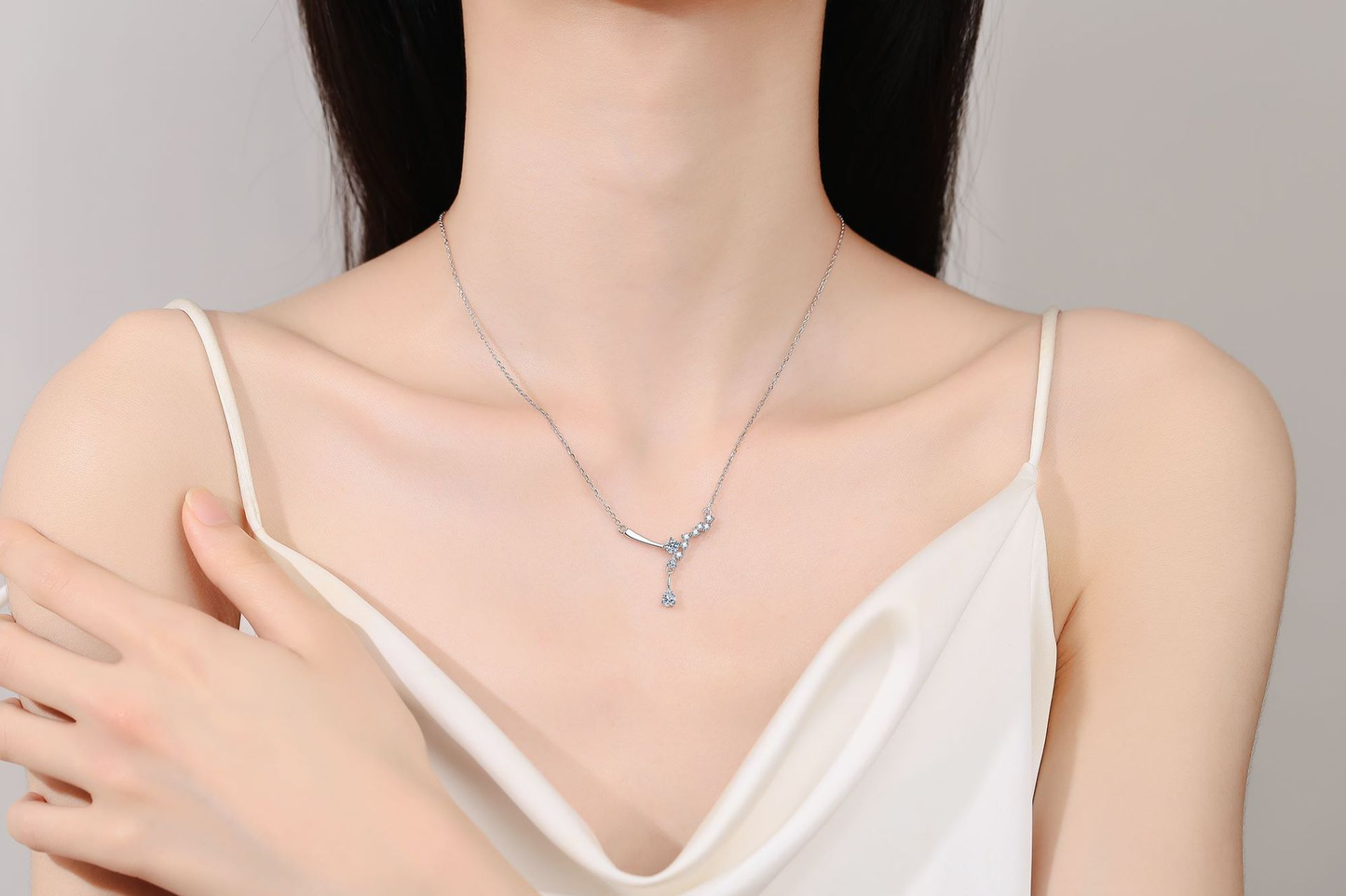 925 Sterling Silver Drop Moissanite Necklace