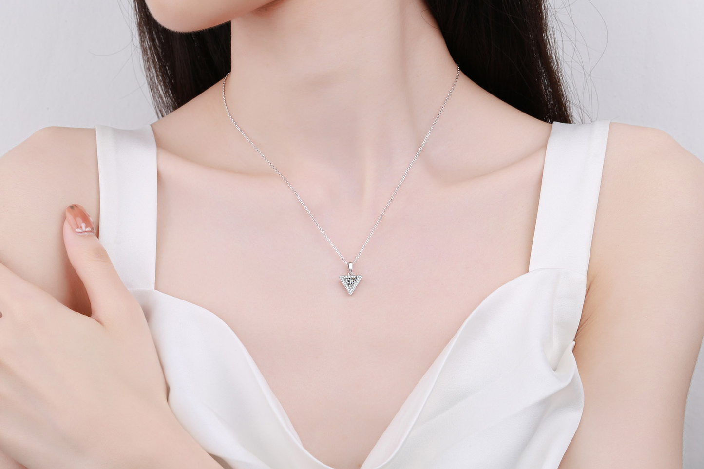 925 Sterling Silver Triangle Moissanite Pendant Necklace